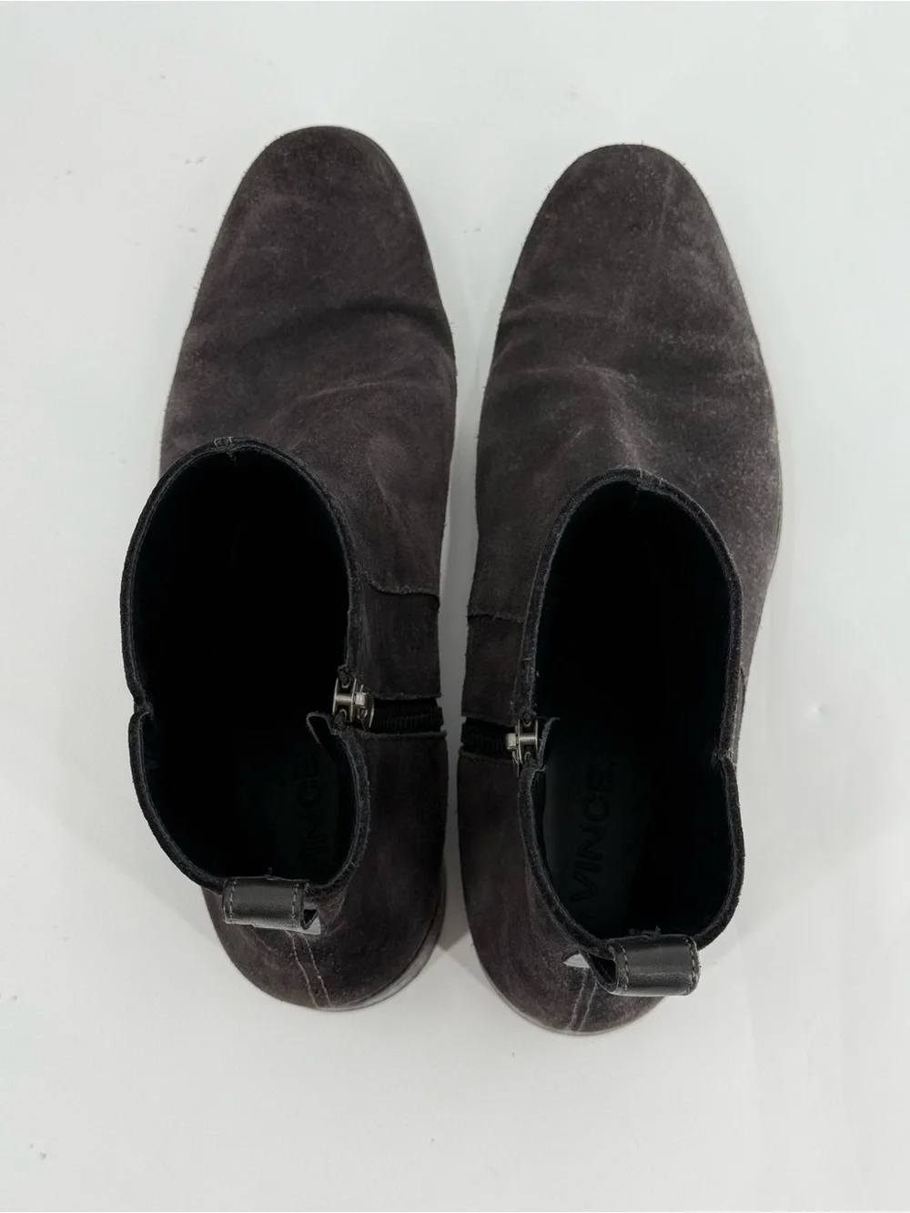 Vince Men’s Grey Suede Boots 10